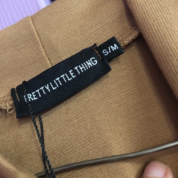 Pretty Little Thing two piece set - Picture 3 of 3